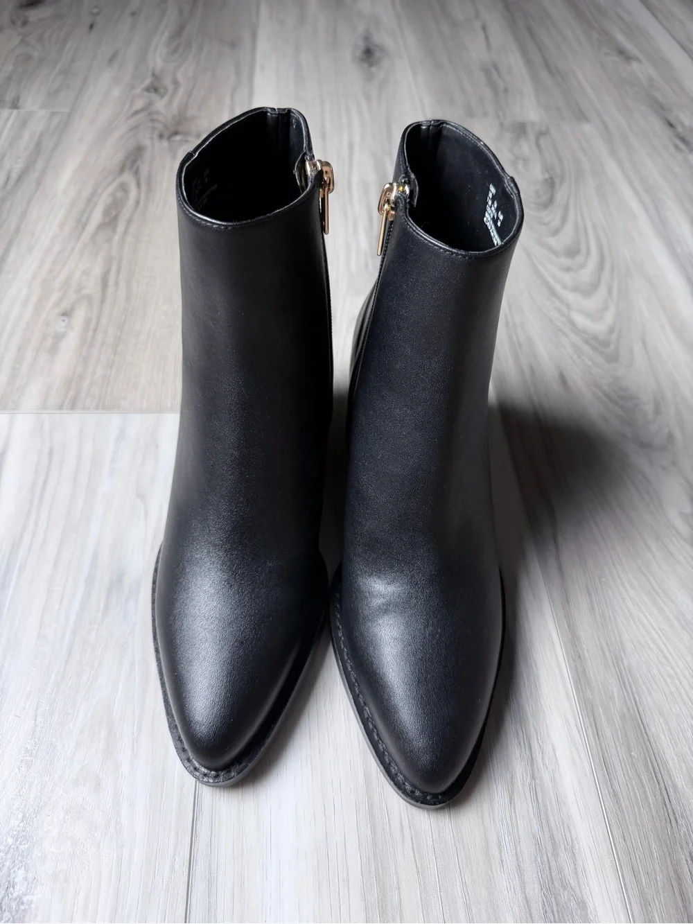 Coach Pacey Black Leather Pointed Toe Booties Women’s 7.5 Gold